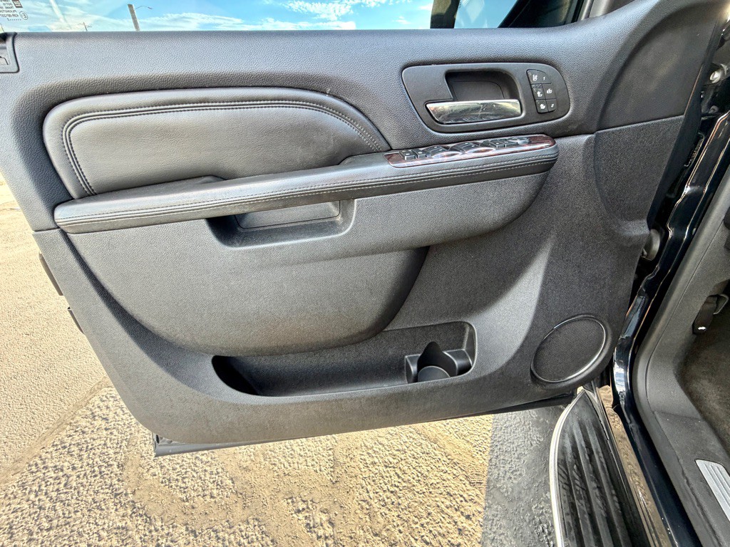 2012 GMC Yukon Image 11