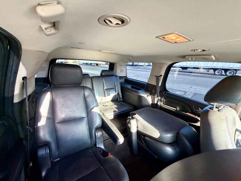 2012 GMC Yukon Image 32