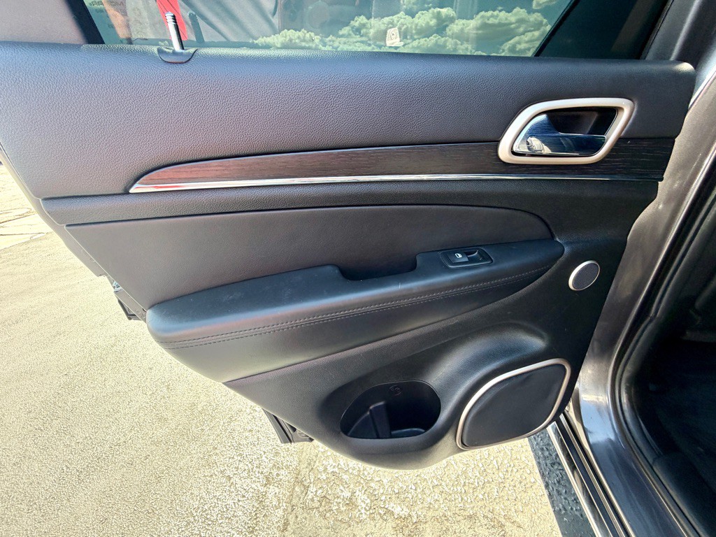 2014 Jeep Grand Cherokee Image 19