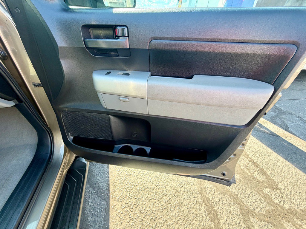 2008 Toyota Tundra Image 32