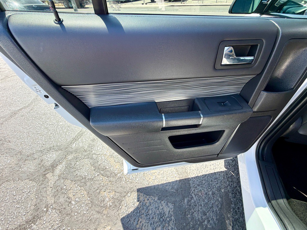 2018 Ford Flex Image 21