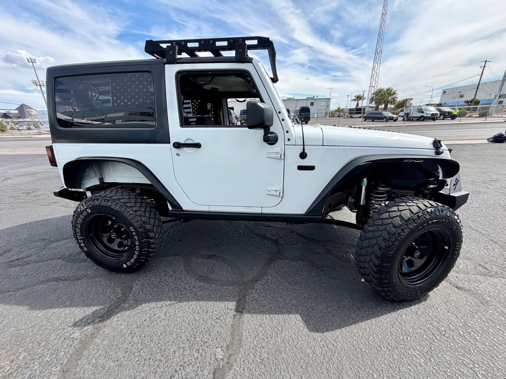 2017 Jeep Wrangler Image 4