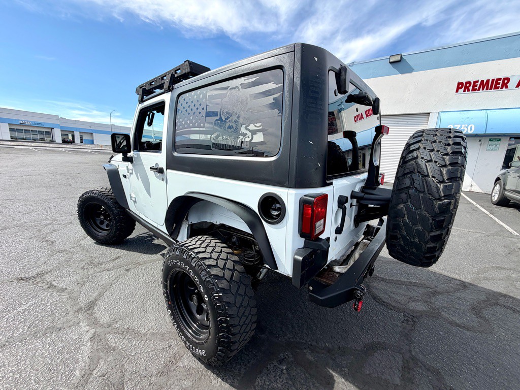 2017 Jeep Wrangler Image 5