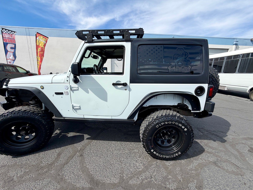 2017 Jeep Wrangler Image 8