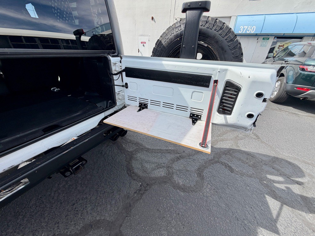 2017 Jeep Wrangler Image 17