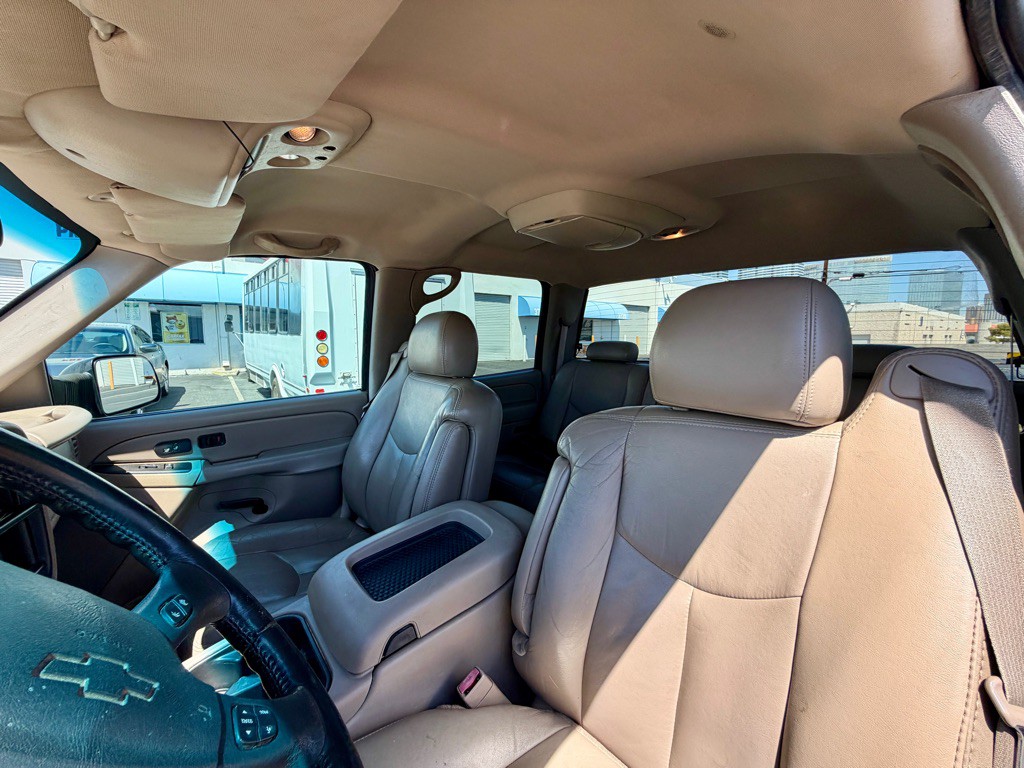 2005 Chevrolet Silverado 1500 Image 13