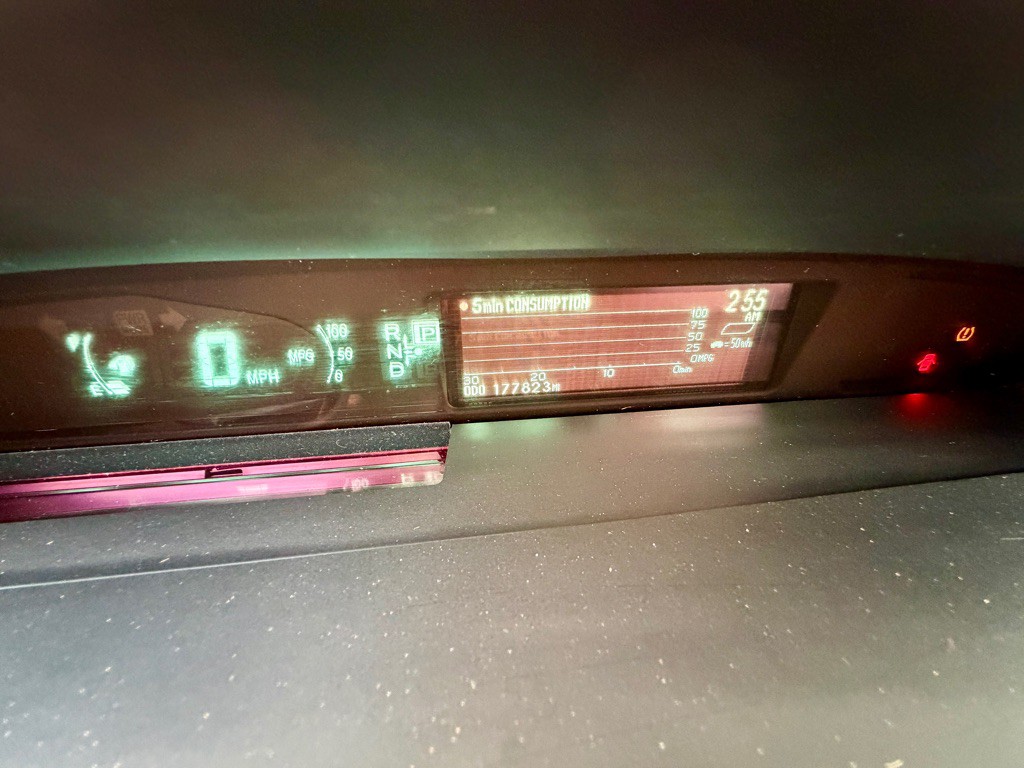 2010 Toyota Prius Image 37