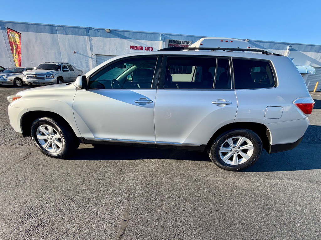 2013 Toyota Highlander Image 3