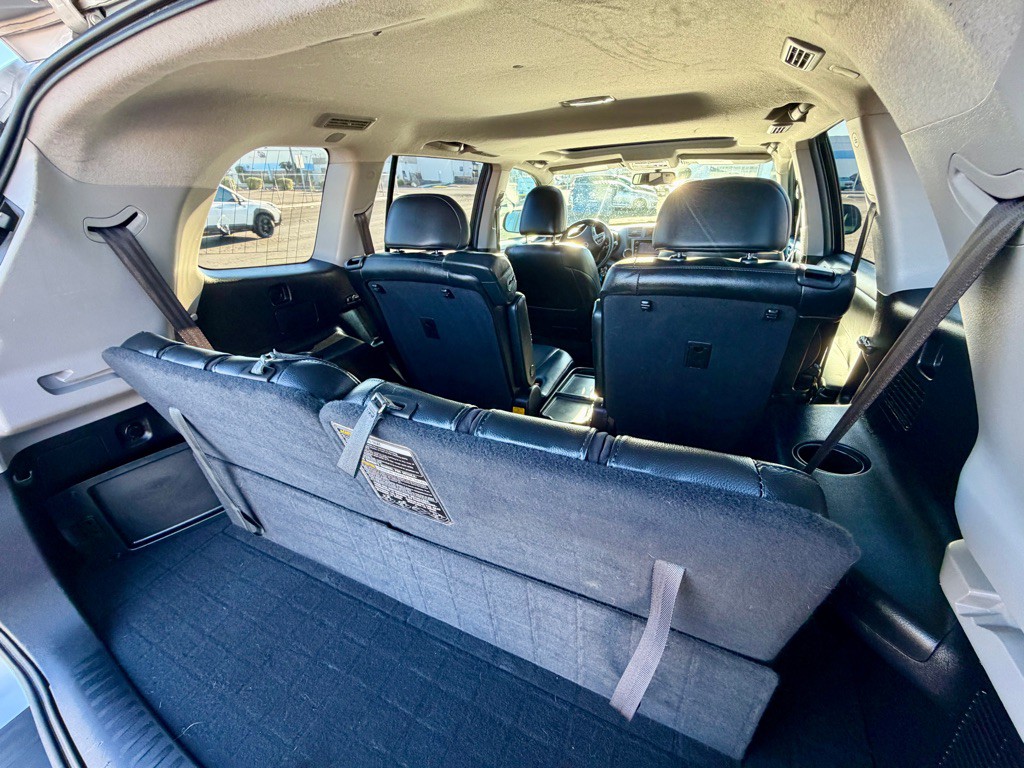 2013 Toyota Highlander Image 19
