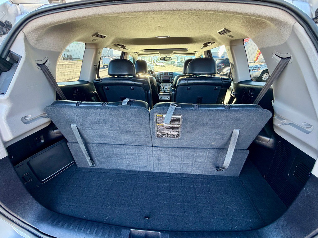 2013 Toyota Highlander Image 20