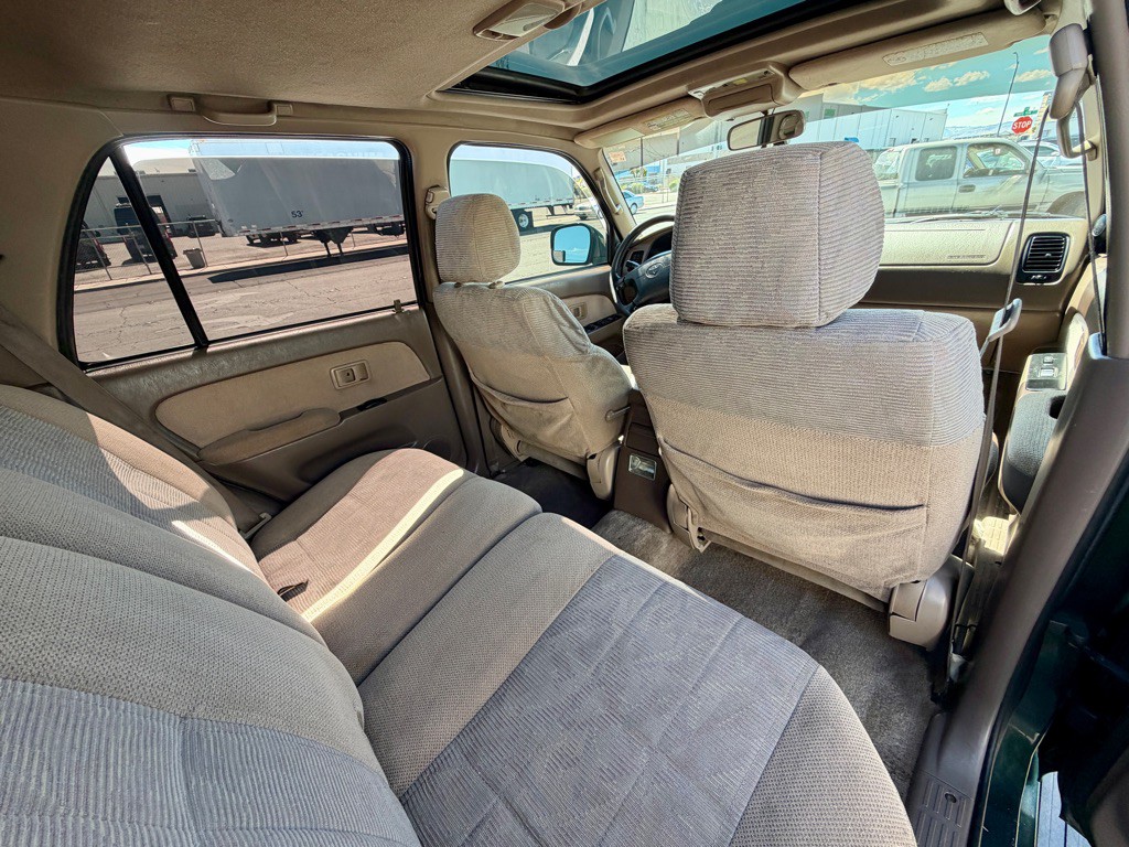 2000 Toyota 4Runner Image 29