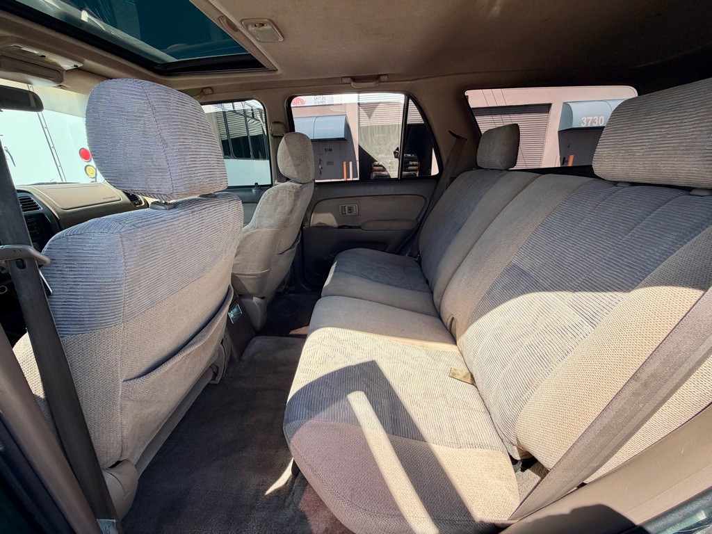 2000 Toyota 4Runner Image 36