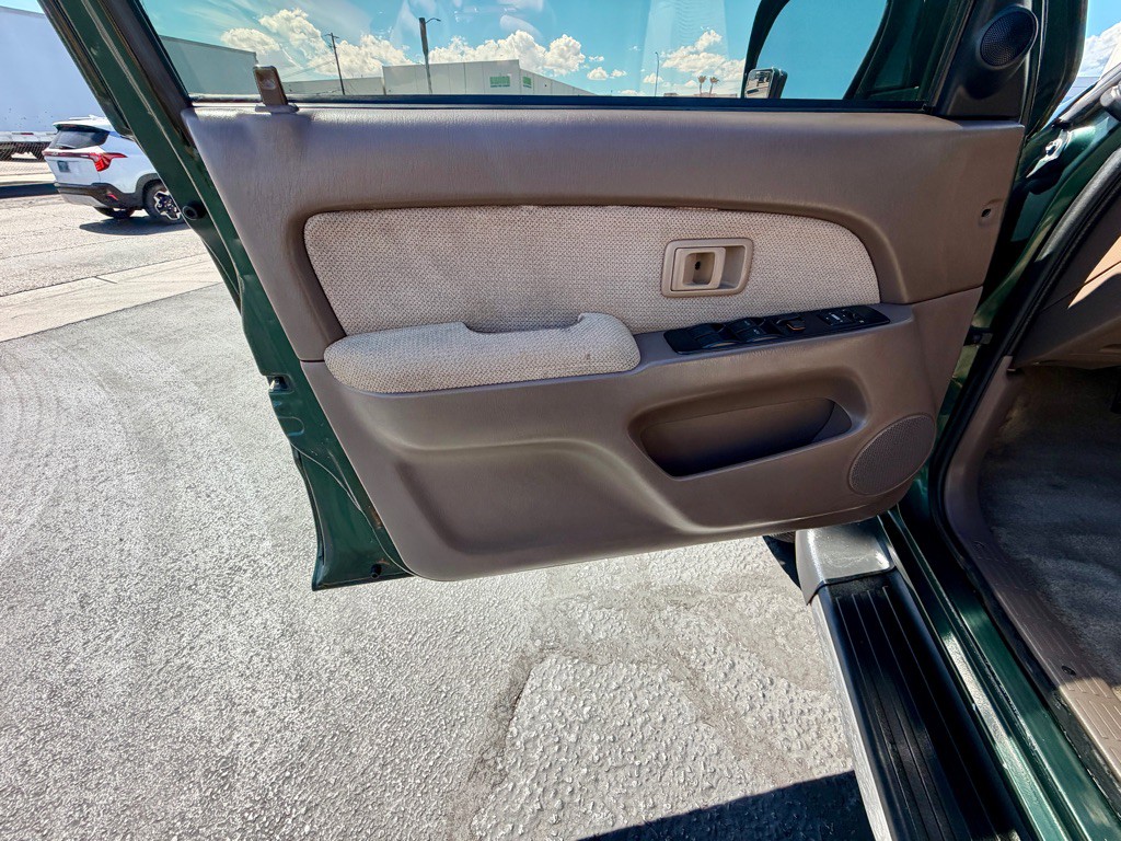 2000 Toyota 4Runner Image 41