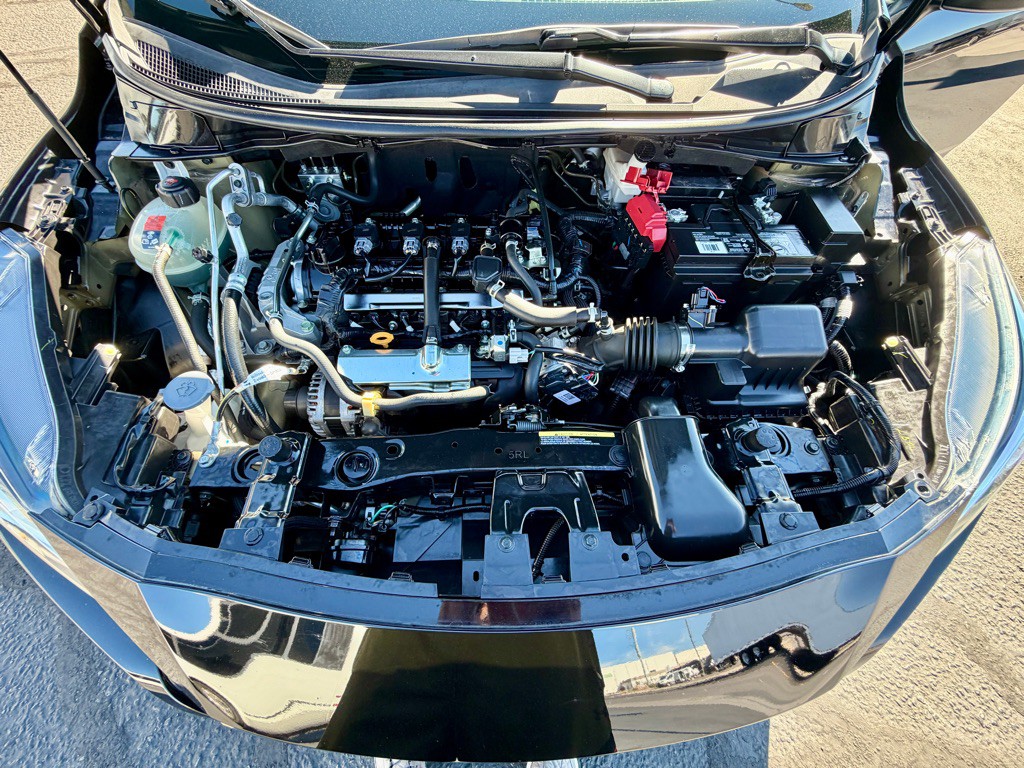 2021 Nissan Versa Image 40
