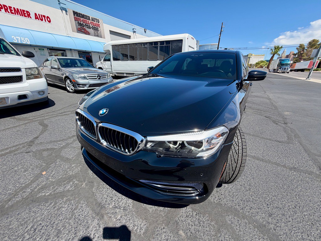 2019 BMW 5 Series Image 11