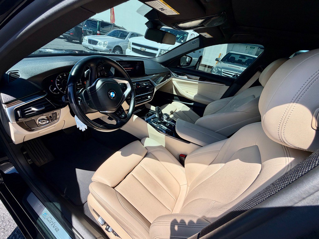2019 BMW 5 Series Image 14