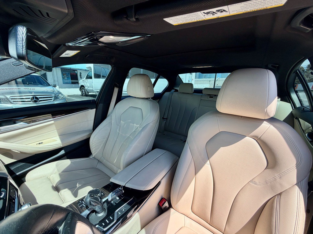 2019 BMW 5 Series Image 16