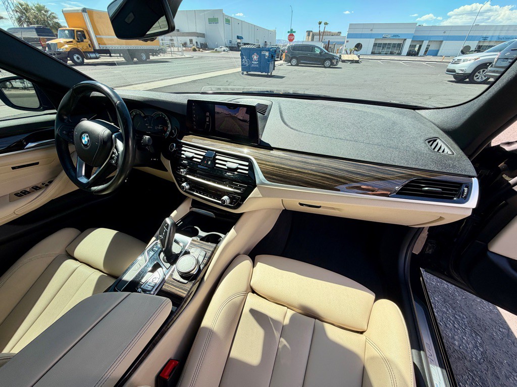 2019 BMW 5 Series Image 42
