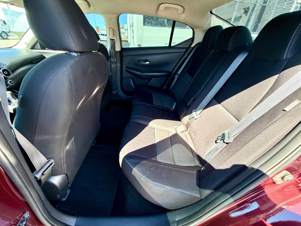 2020 Nissan Sentra Image 25