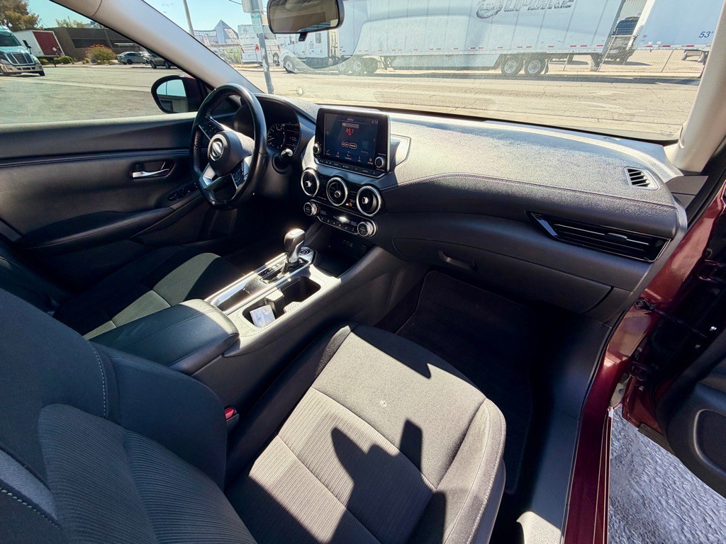 2020 Nissan Sentra Image 33