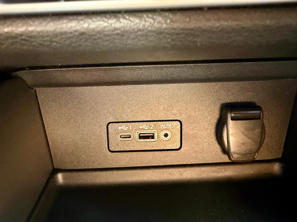 2020 Nissan Sentra Image 43