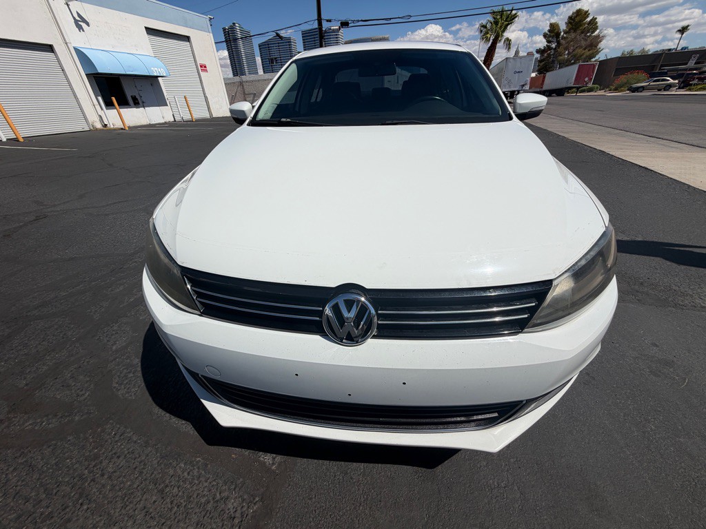 2014 Volkswagen Jetta Image 2