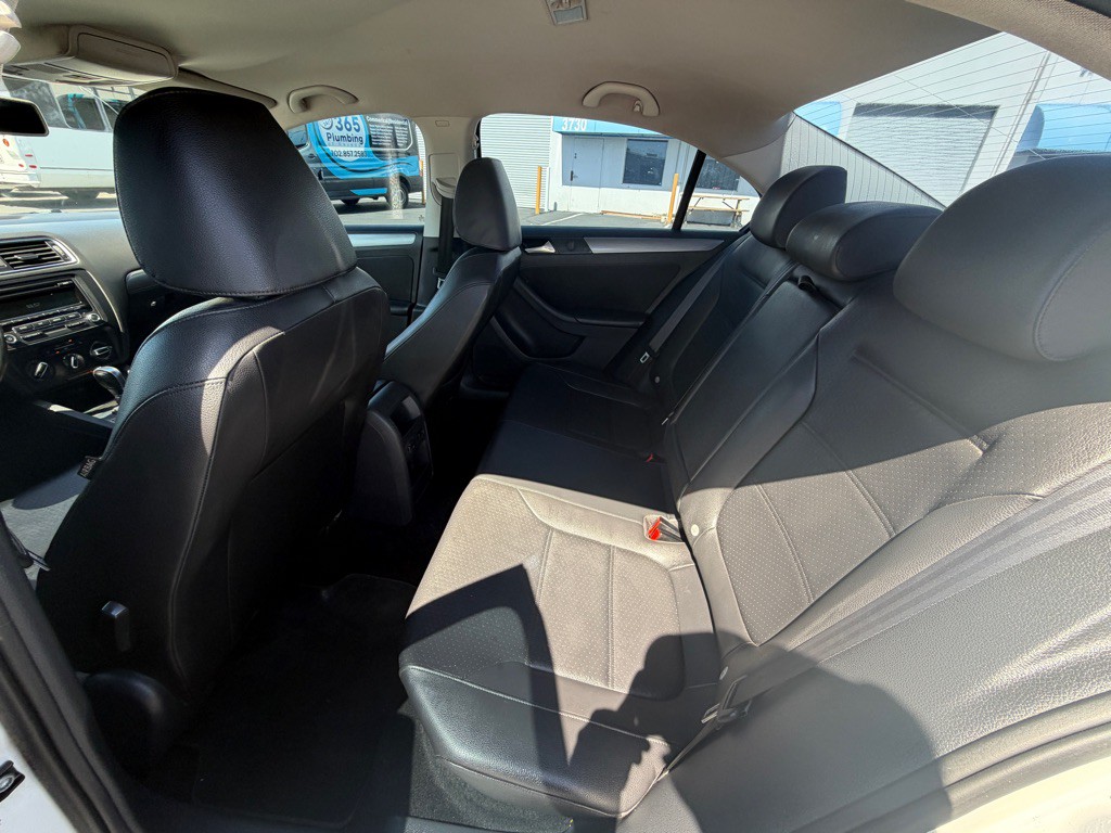 2014 Volkswagen Jetta Image 17
