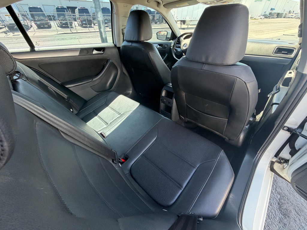 2014 Volkswagen Jetta Image 20
