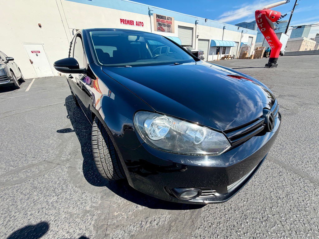 2013 Volkswagen Golf Image 3