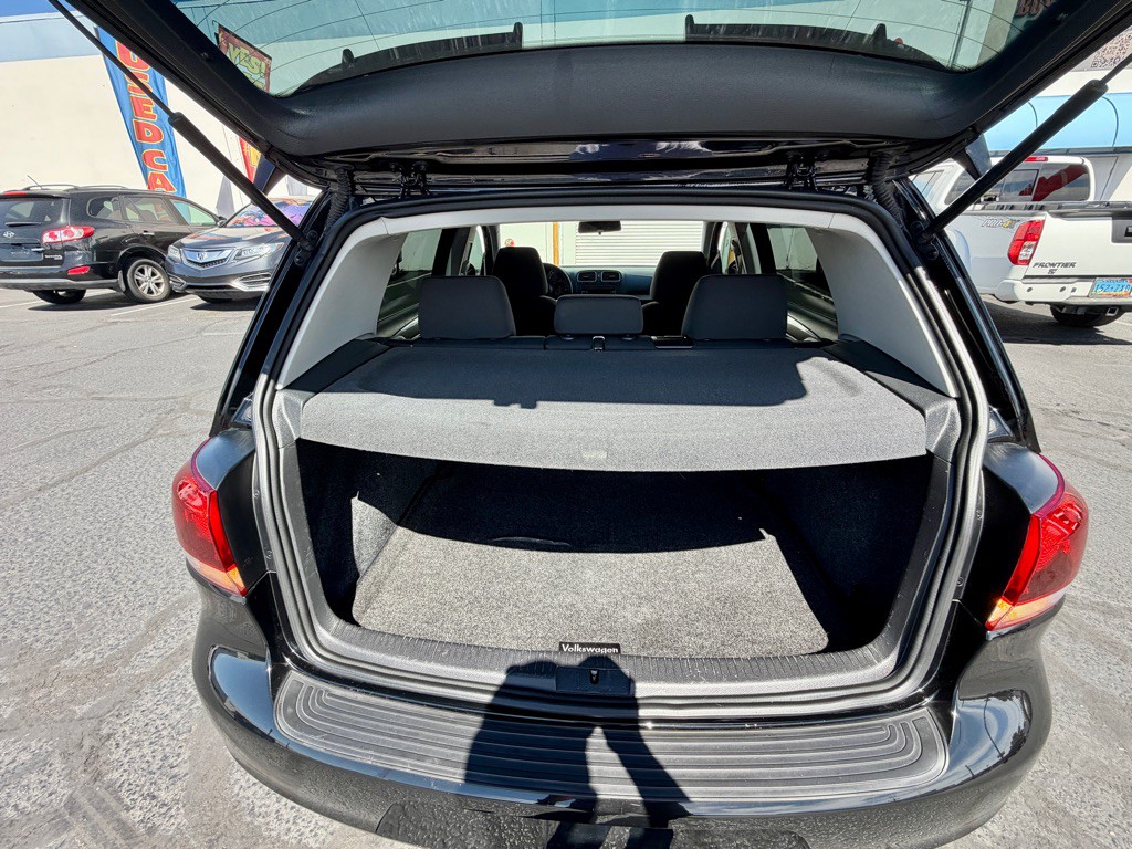2013 Volkswagen Golf Image 14