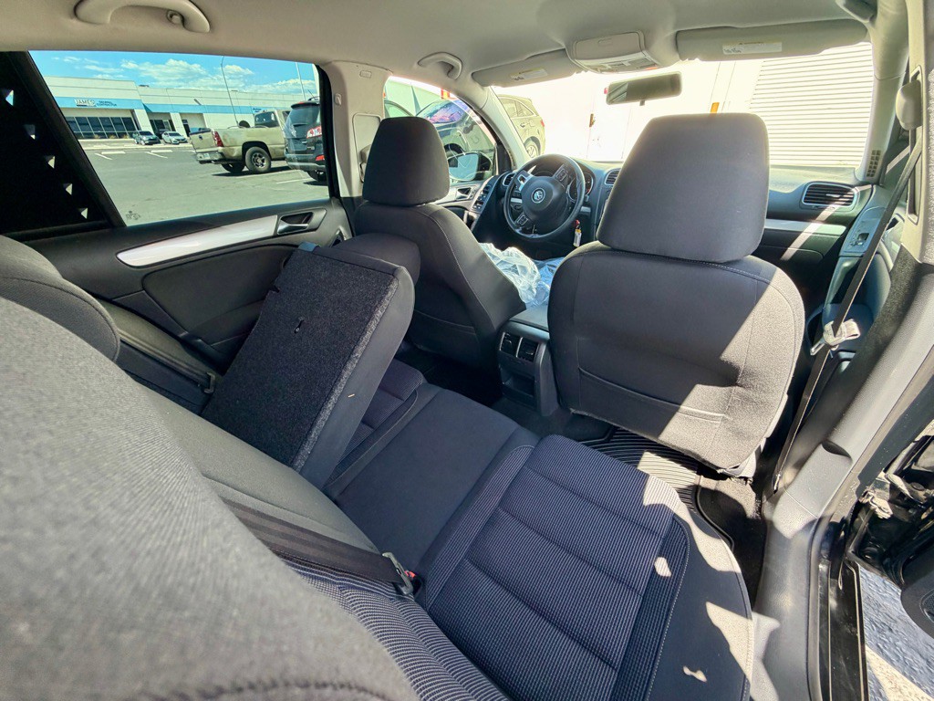 2013 Volkswagen Golf Image 20