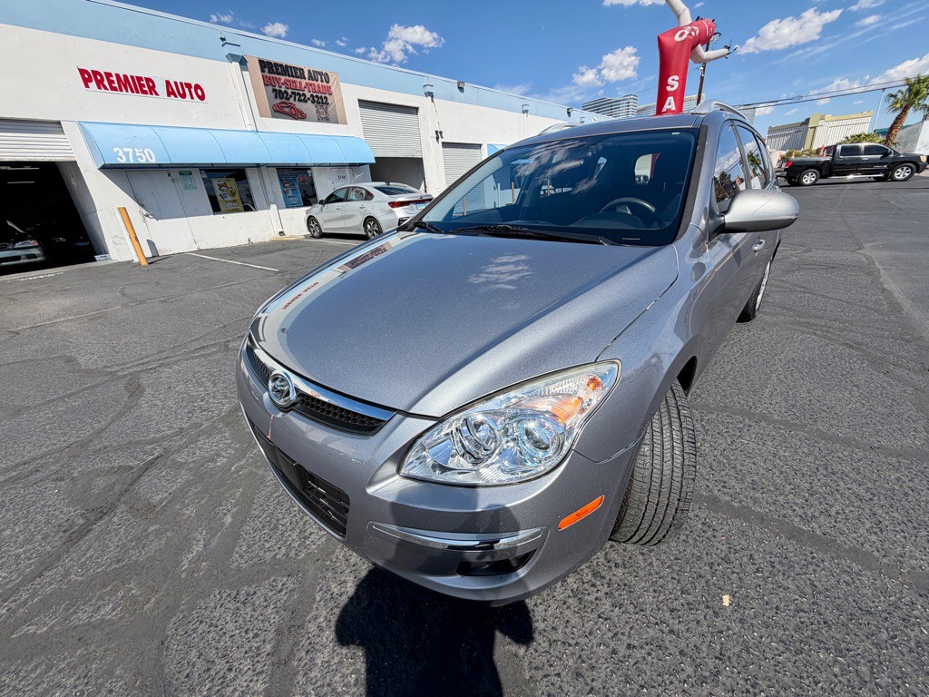 2011 Hyundai Elantra Image 8