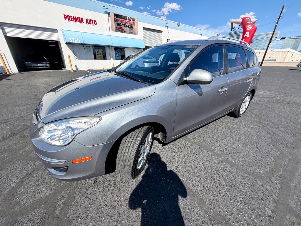 2011 Hyundai Elantra Image 9