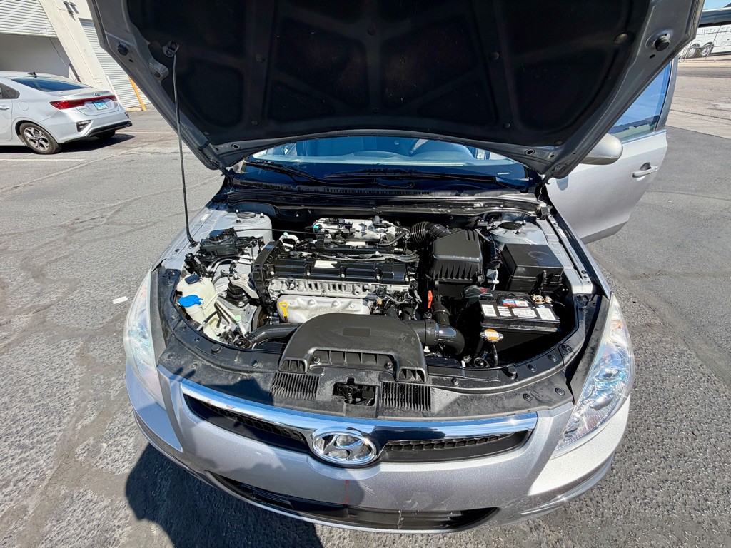 2011 Hyundai Elantra Image 23