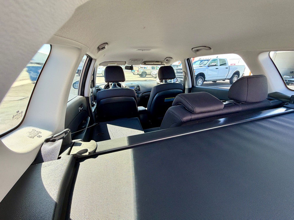 2011 Hyundai Elantra Image 30