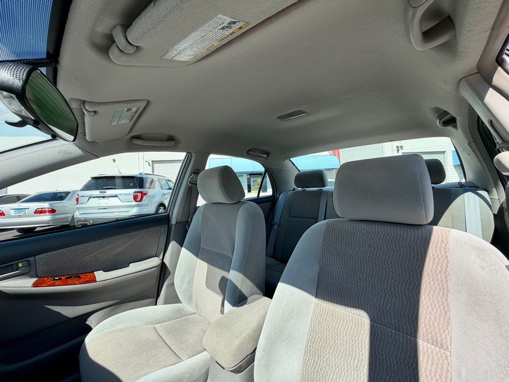 2007 Toyota Corolla Image 34