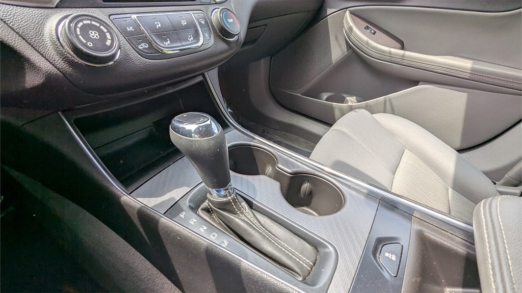 2015 Chevrolet Impala Image 15