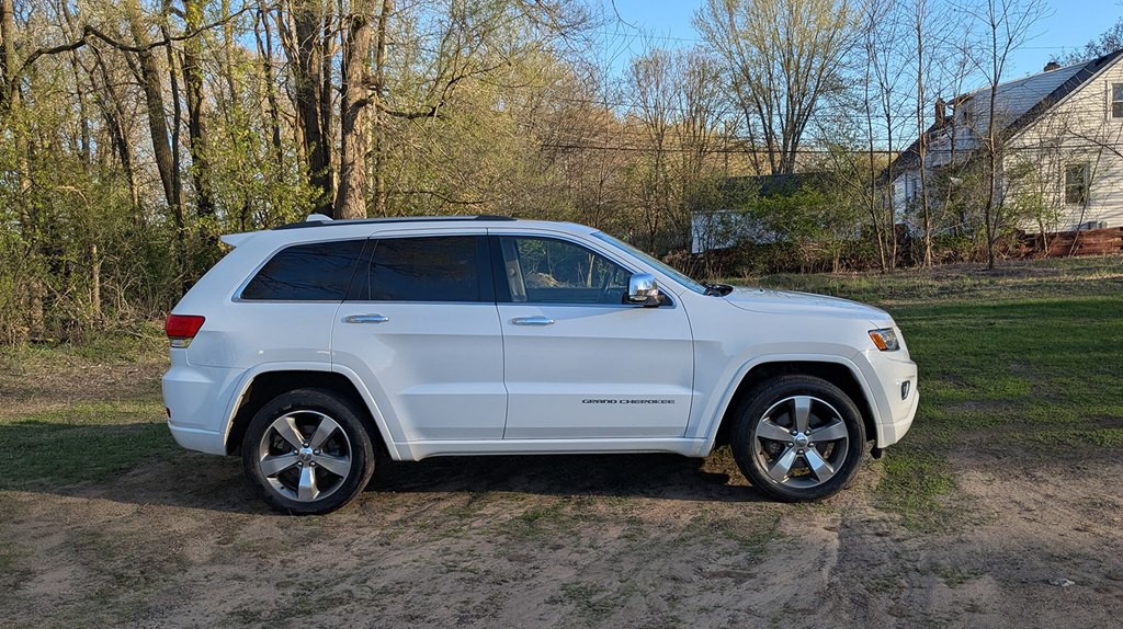 2015 Jeep Grand Cherokee Image 2
