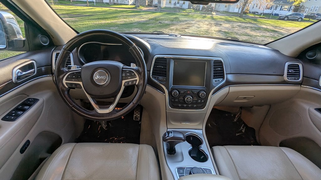 2015 Jeep Grand Cherokee Image 11