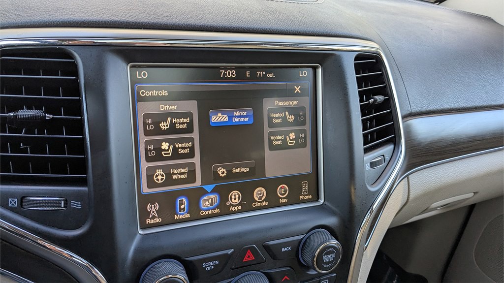 2015 Jeep Grand Cherokee Image 14