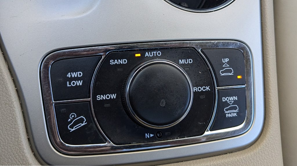 2015 Jeep Grand Cherokee Image 19