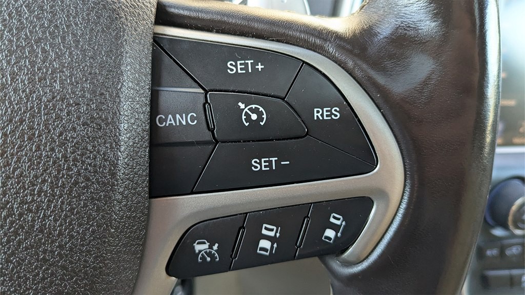 2015 Jeep Grand Cherokee Image 22