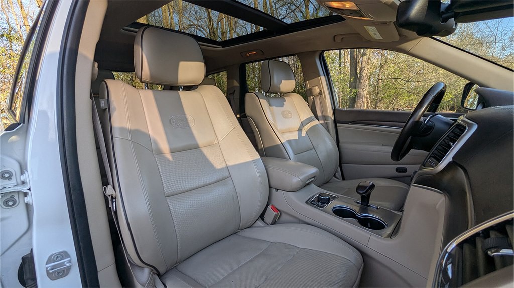 2015 Jeep Grand Cherokee Image 24