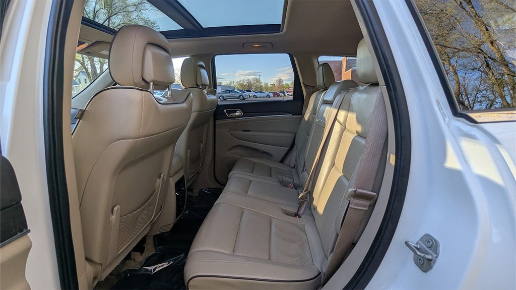 2015 Jeep Grand Cherokee Image 26
