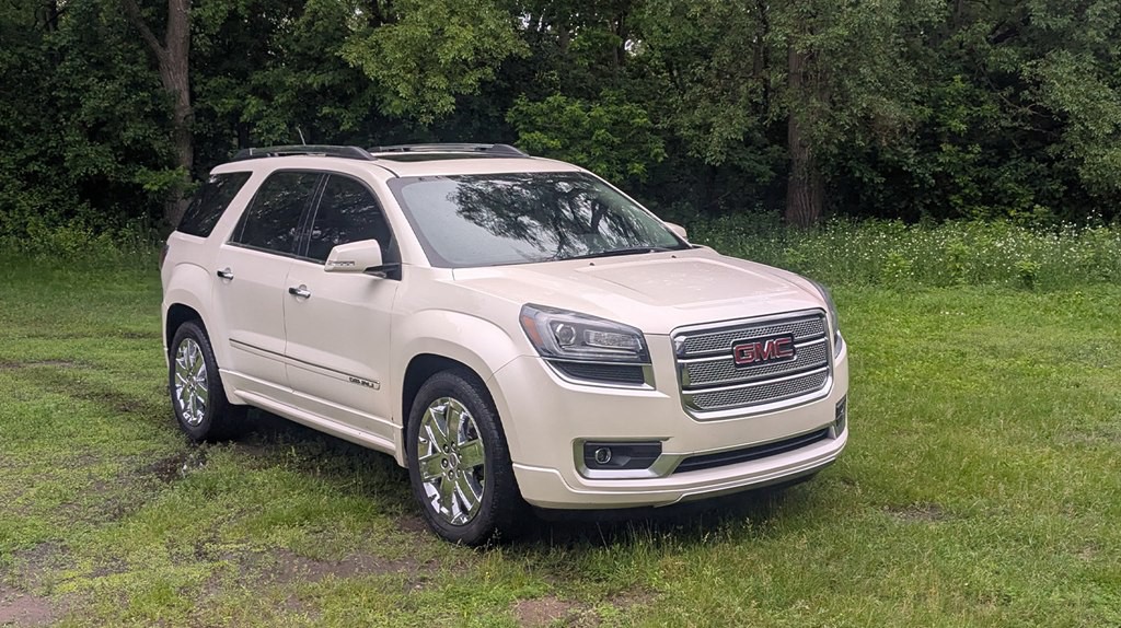 2015 GMC Acadia Image 1
