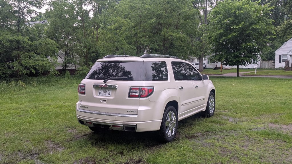 2015 GMC Acadia Image 3