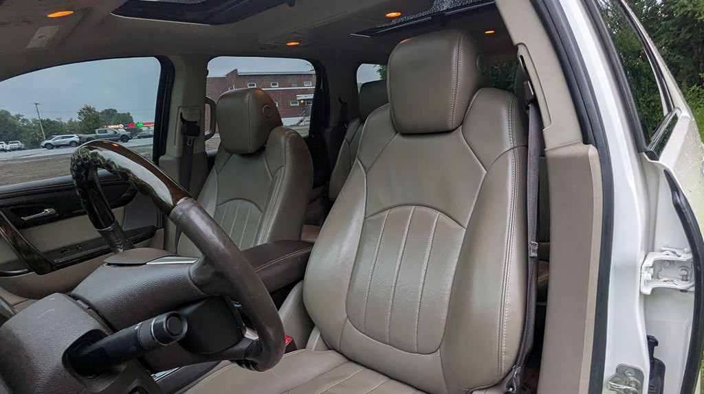 2015 GMC Acadia Image 9