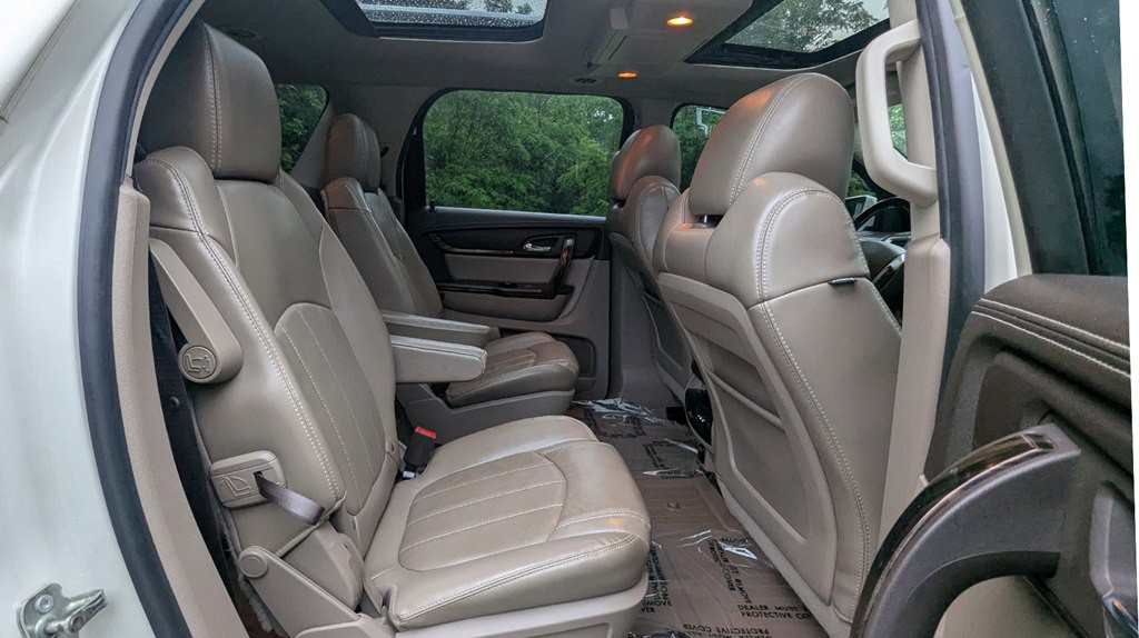 2015 GMC Acadia Image 21