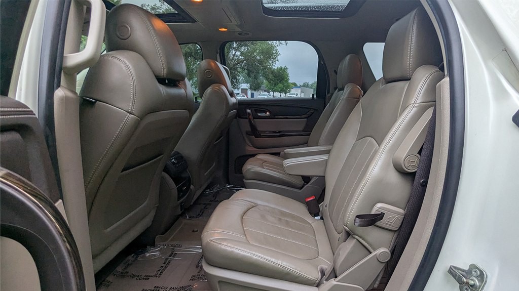 2015 GMC Acadia Image 23