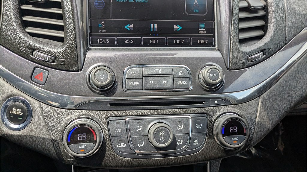 2014 Chevrolet Impala Image 16
